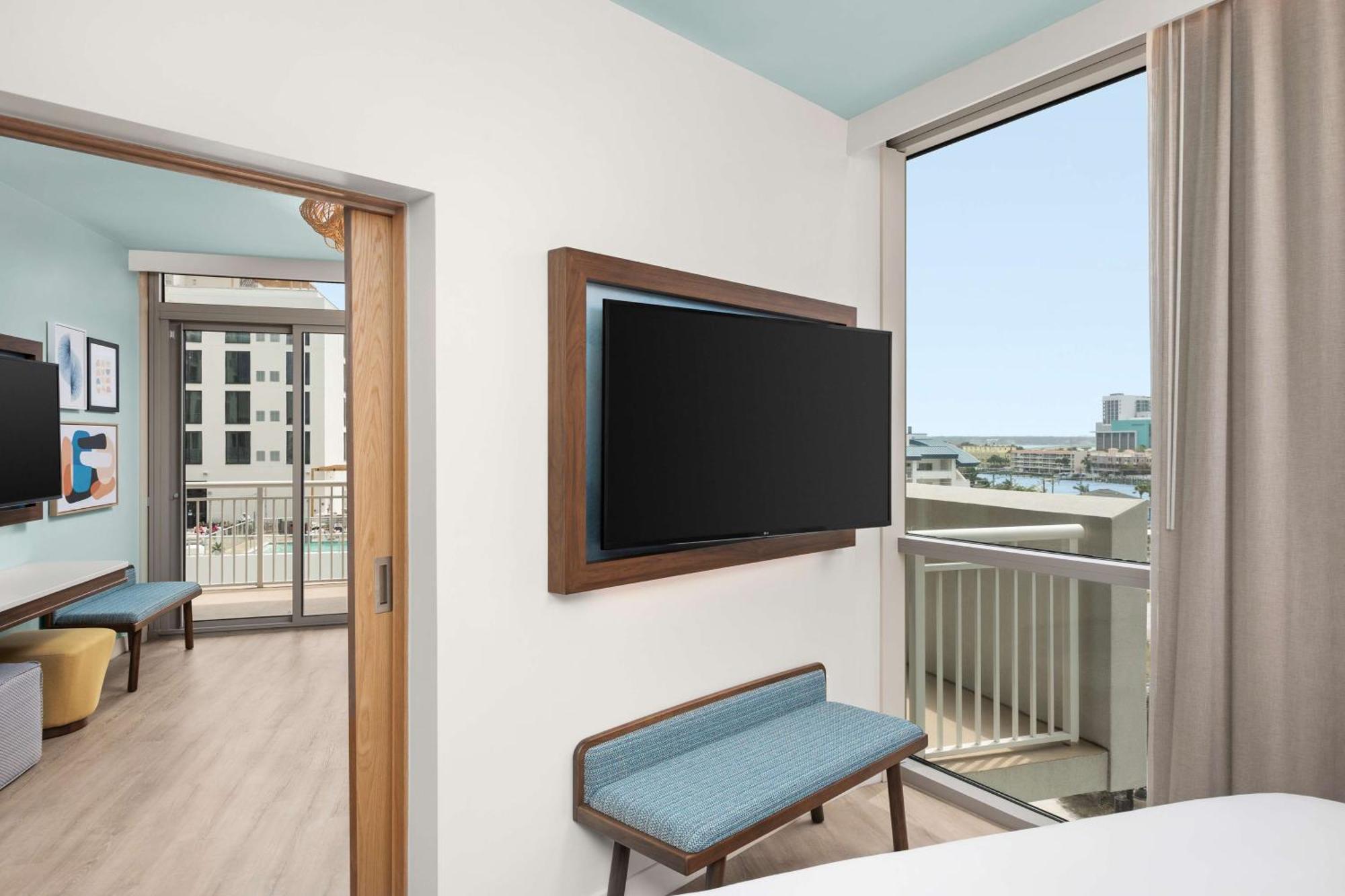 The Hiatus Clearwater Beach, Curio Collection By Hilton Exterior photo